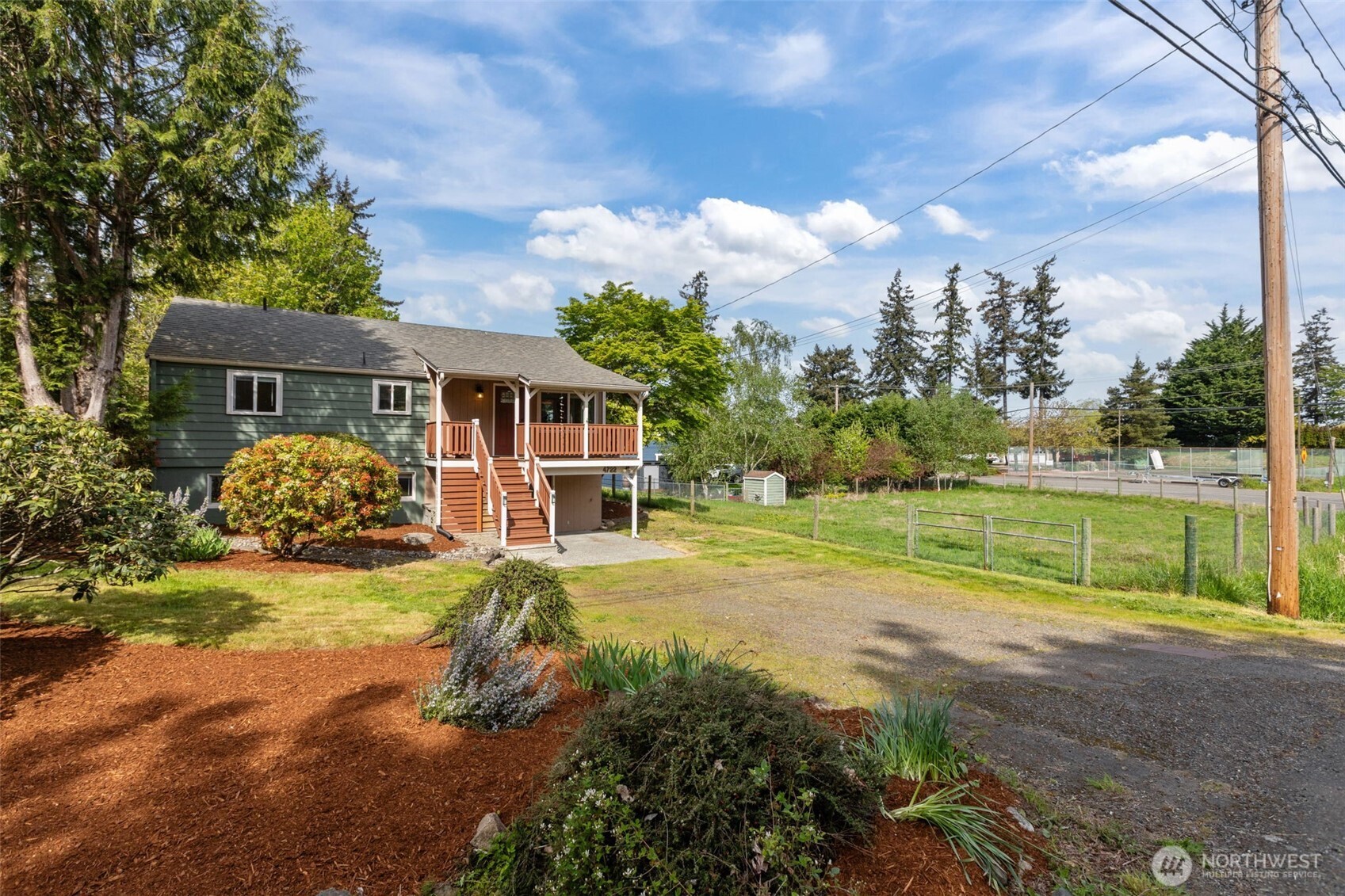 4722 Woods Road East Port Orchard, WA 98366 - Photo 37 of 40