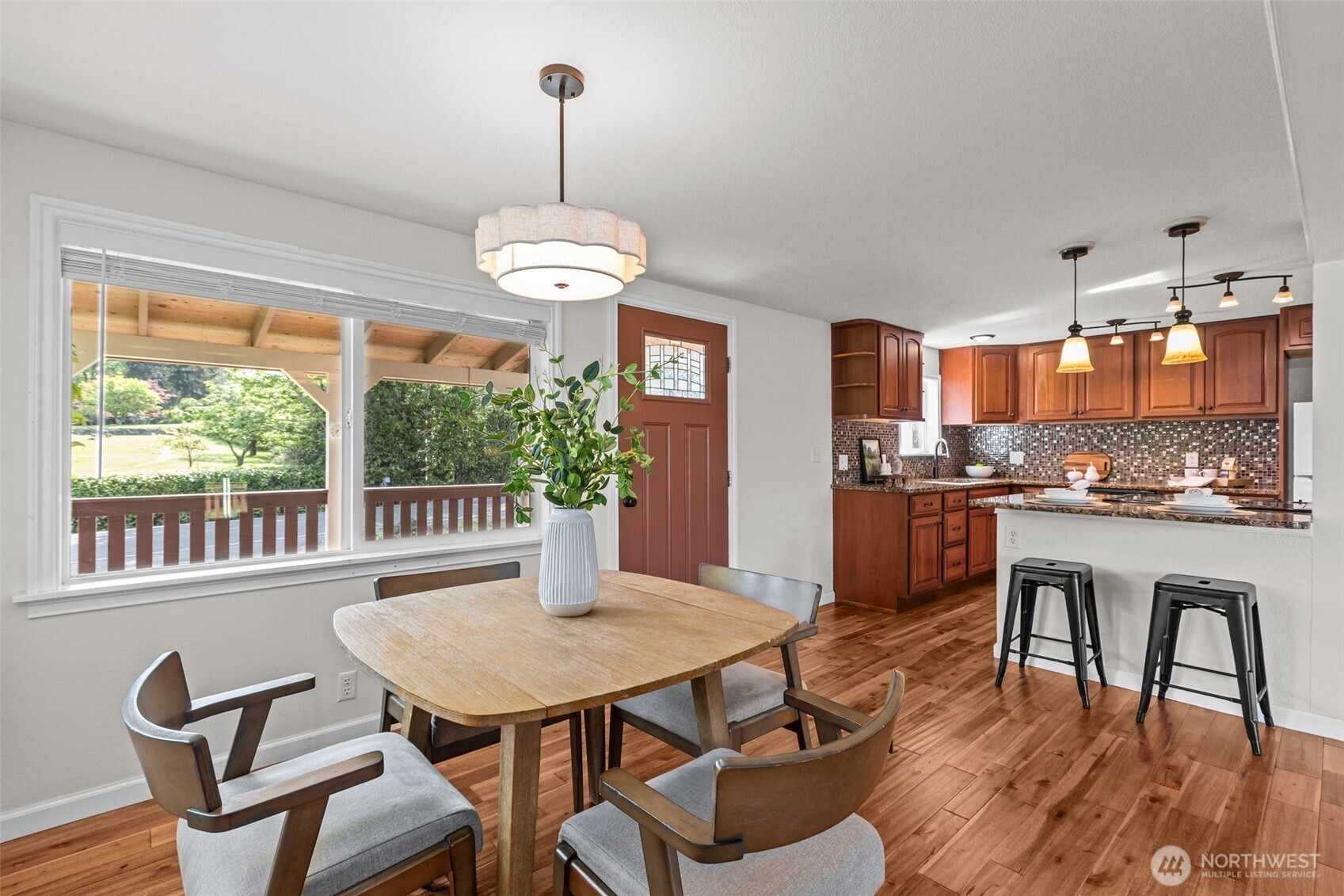 4722 Woods Road East Port Orchard, WA 98366 - Photo 10 of 40