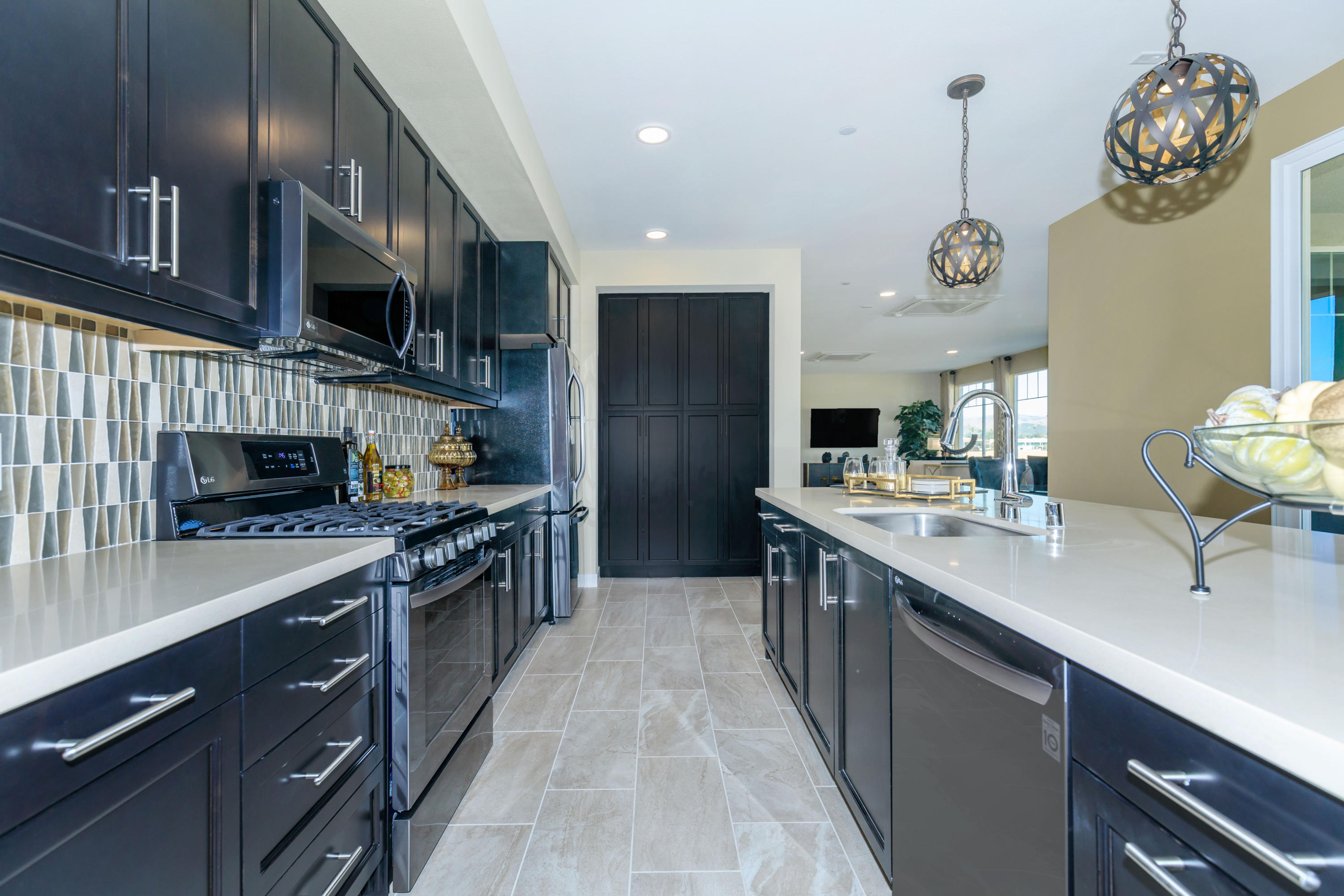 2800 Wagon Wheel Road, Unit 403 Oxnard, CA 93036 - Photo 6 of 31 02e
