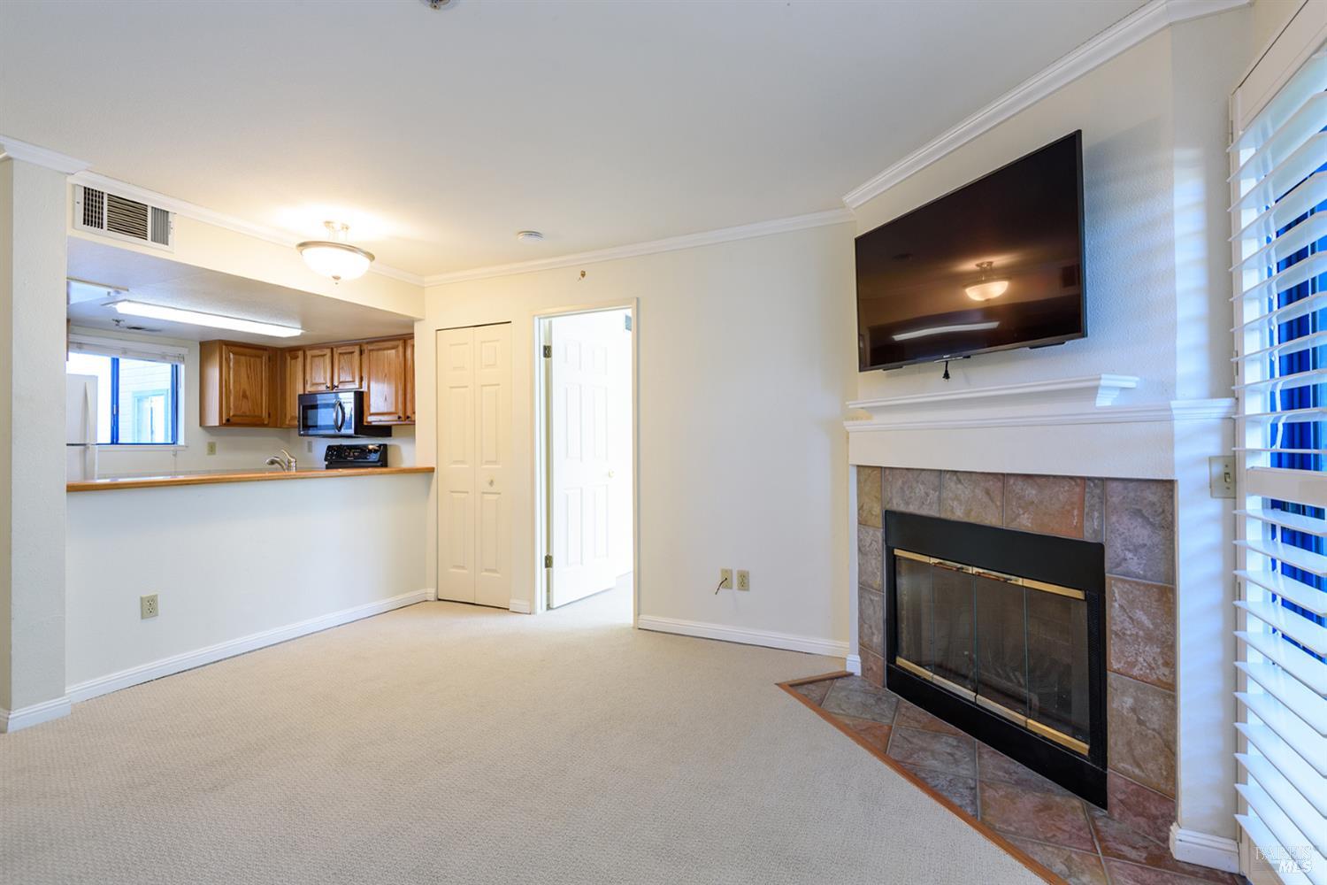 222 Seagull Row Novato, CA 94945 - Photo 3 of 23