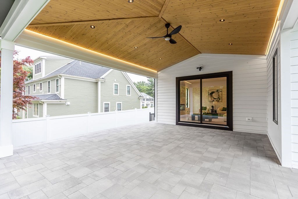 29 Tolman Street Needham, MA 02492 - Photo 5 of 42