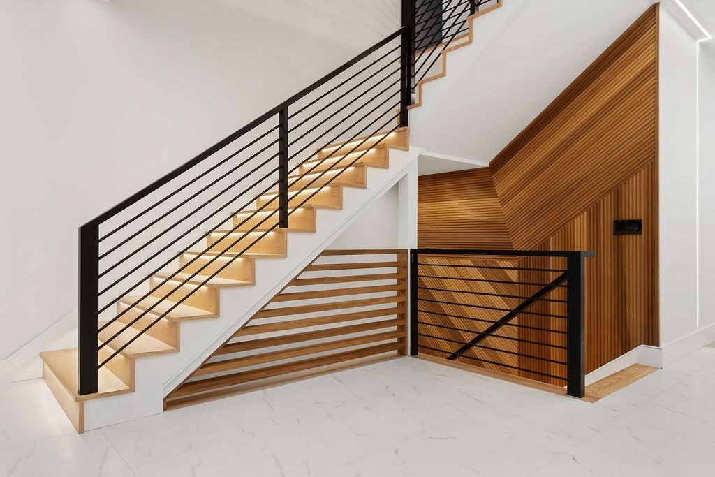 29 Tolman Street Needham, MA 02492 - Photo 7 of 42