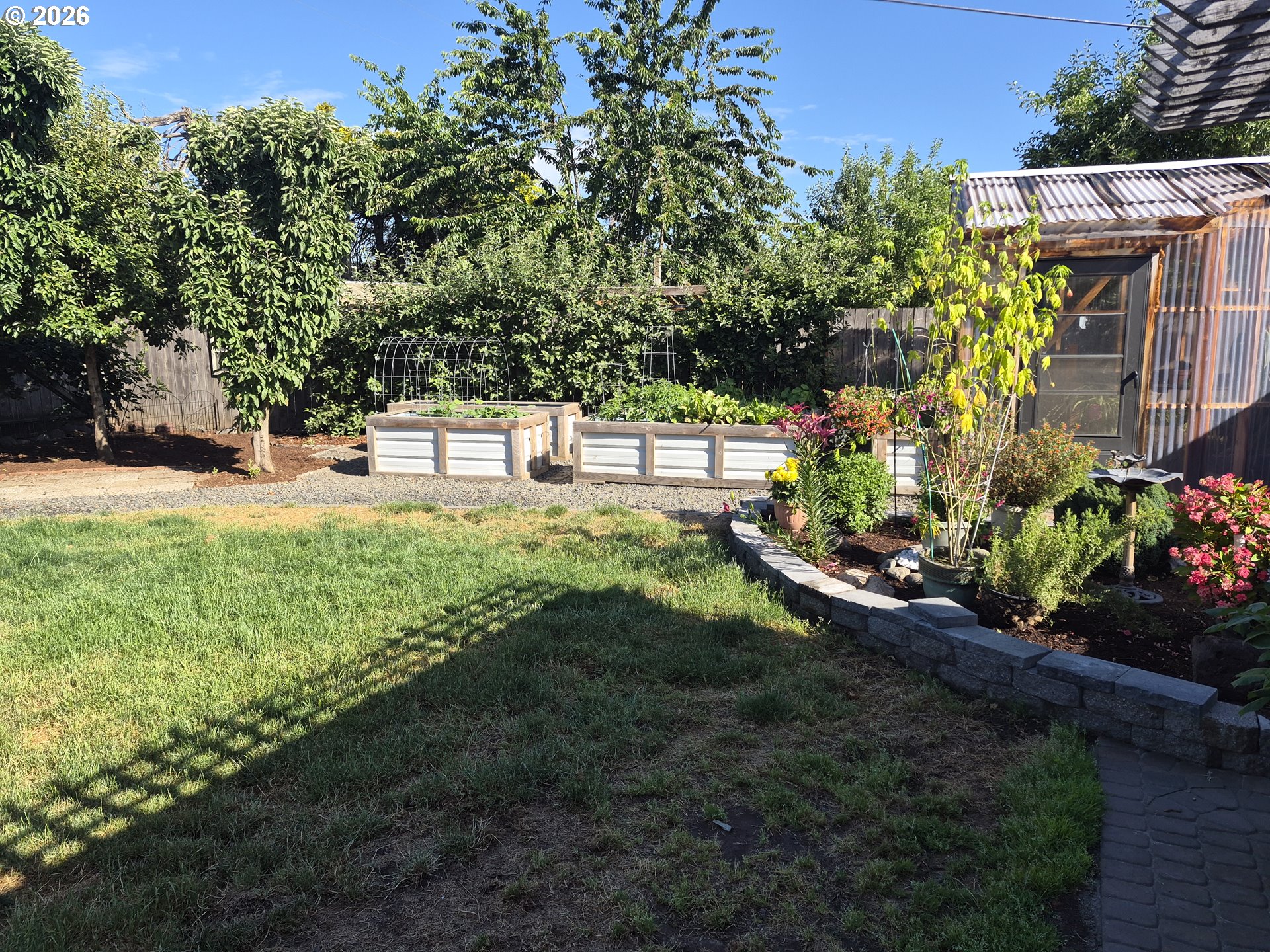 2460 Debra Drive Springfield, OR 97477 - Photo 2 of 5