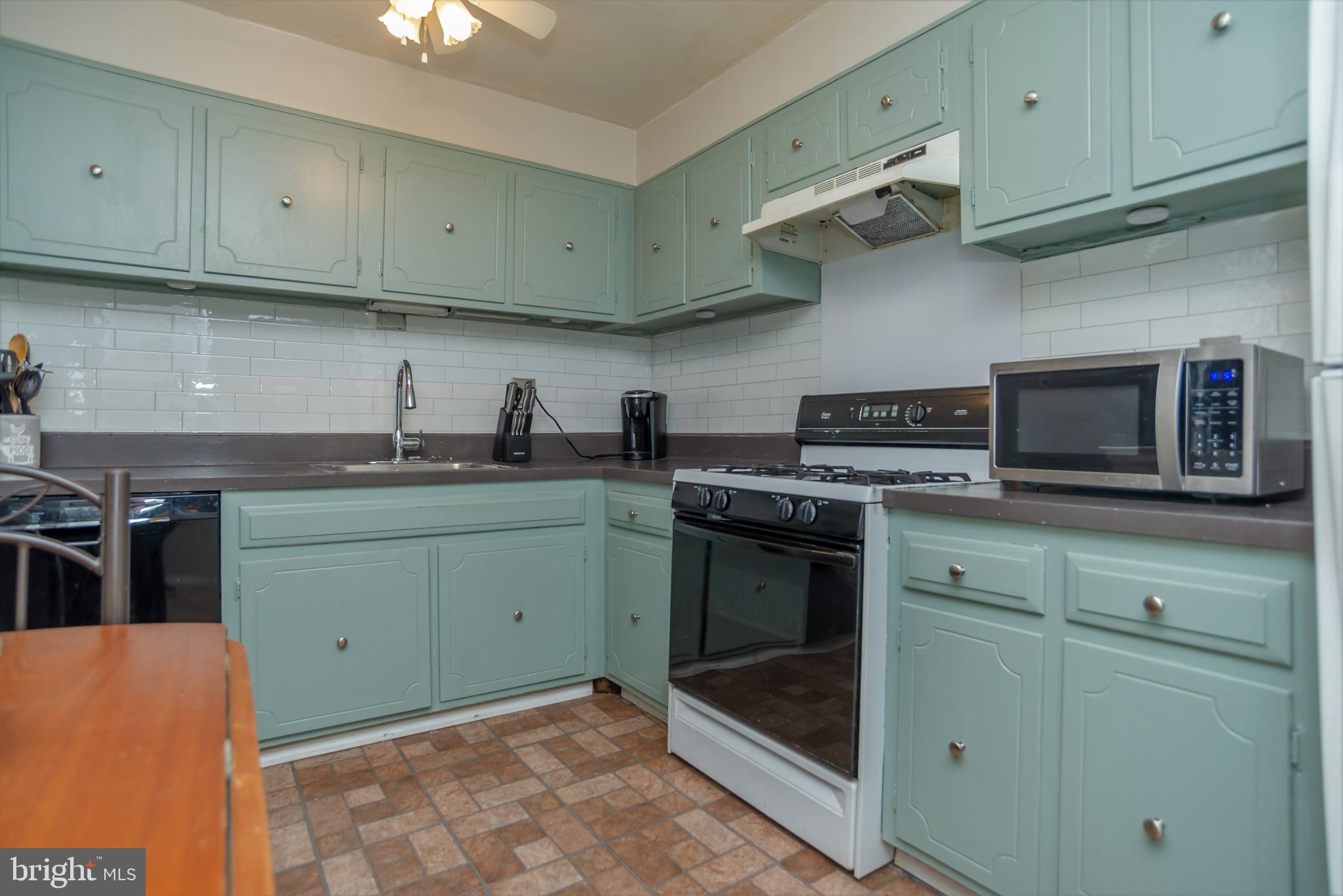 3159 Byberry Road Philadelphia, PA 19154 - Photo 9 of 31 Kitchen