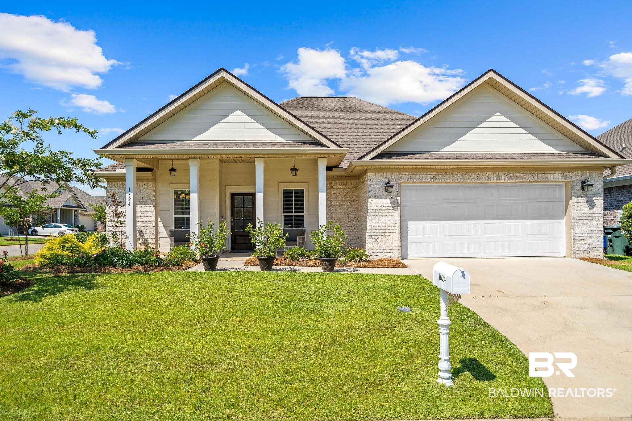 1624 Hudson Road Foley, AL 36535 - Photo 39 of 46 Front of home