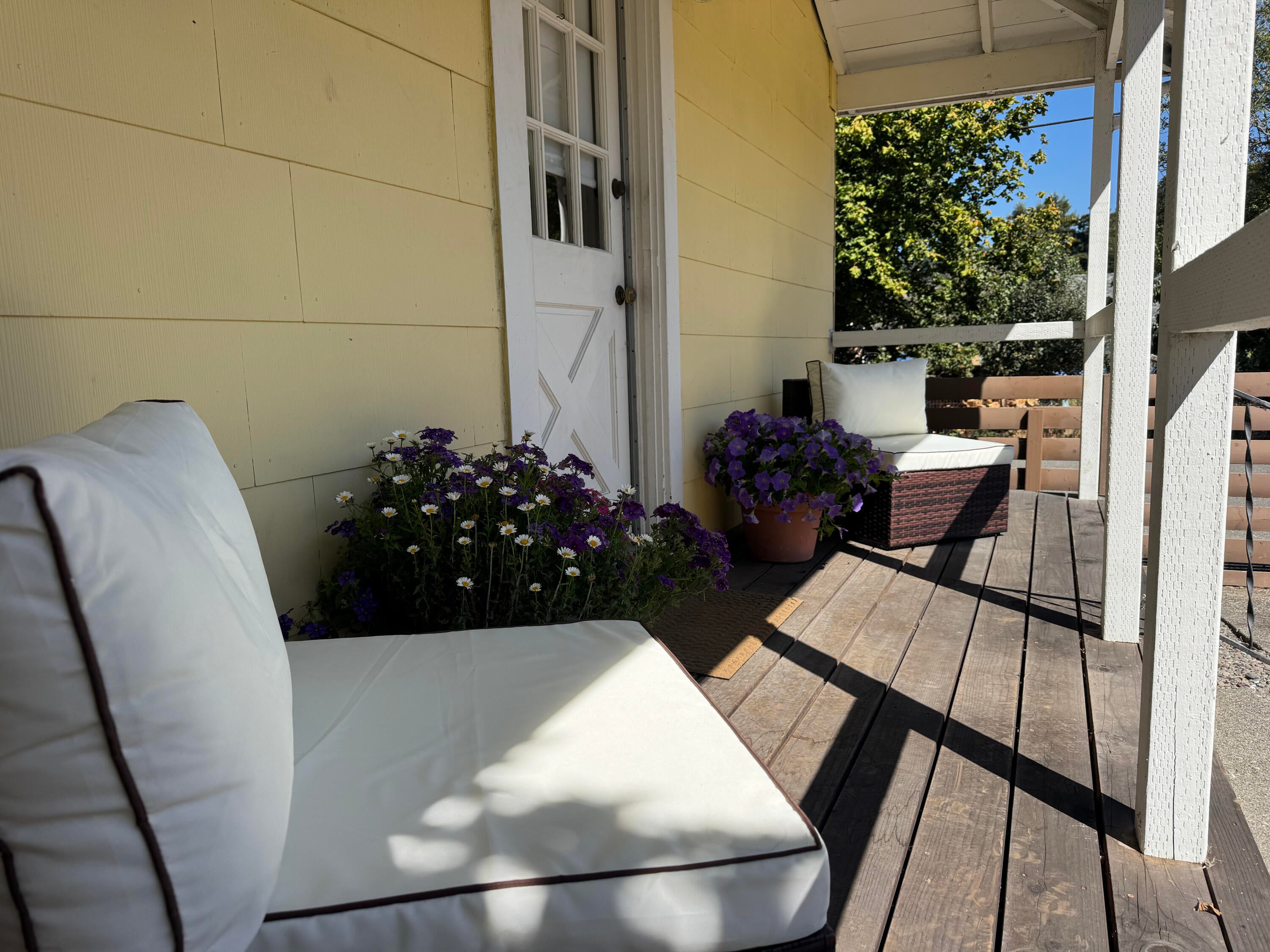 209 Monument Road Rio Dell, CA 95562 - Photo 2 of 38 Gallery Image 2