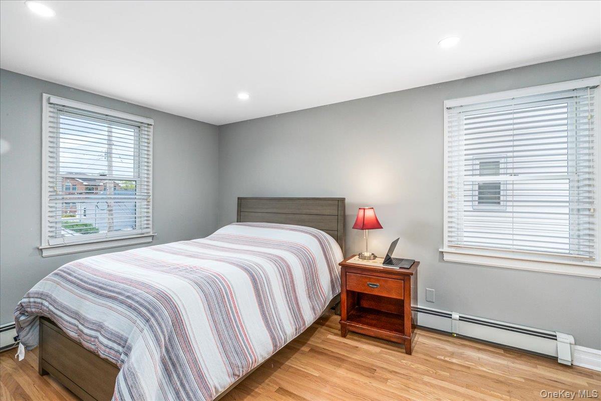 369 Yale Road Garden City, NY 11530 - Photo 12 of 19 Bedroom 4 (upstairs)