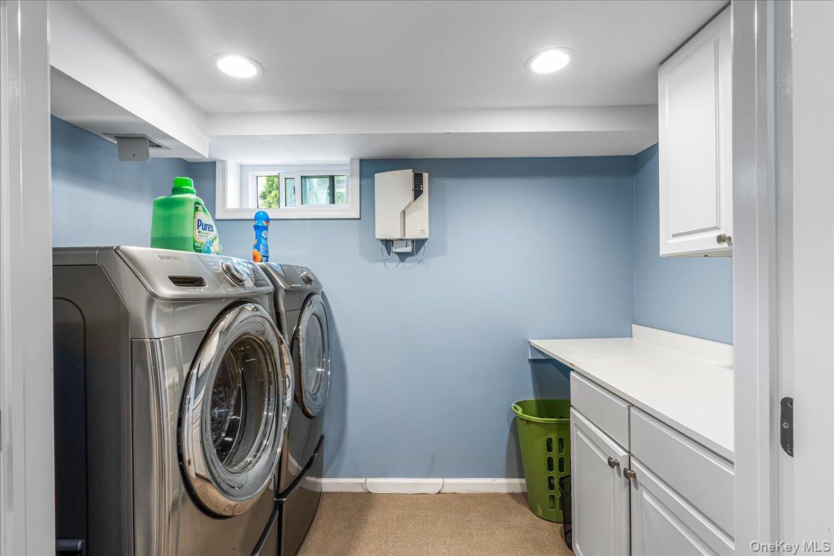 369 Yale Road Garden City, NY 11530 - Photo 16 of 19 Laundry Room