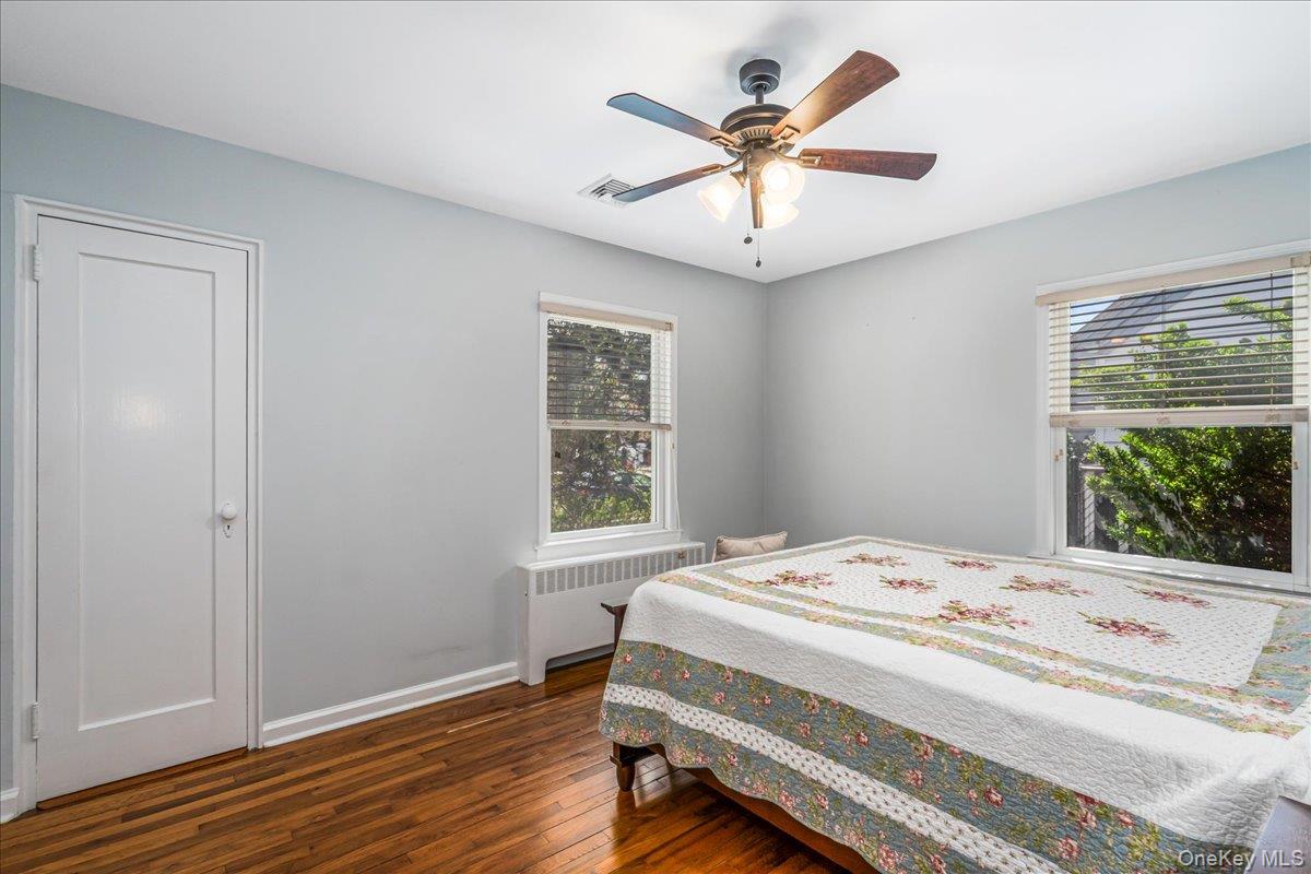 369 Yale Road Garden City, NY 11530 - Photo 8 of 19 Bedroom 2 (downstairs)