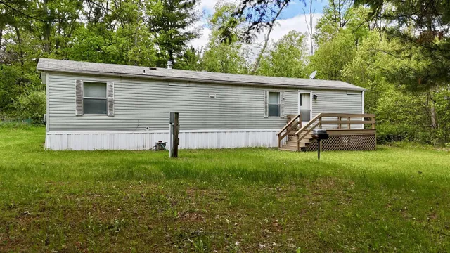 $89,900 | 2957 6th Avenue, Grand Marsh, WI 53936