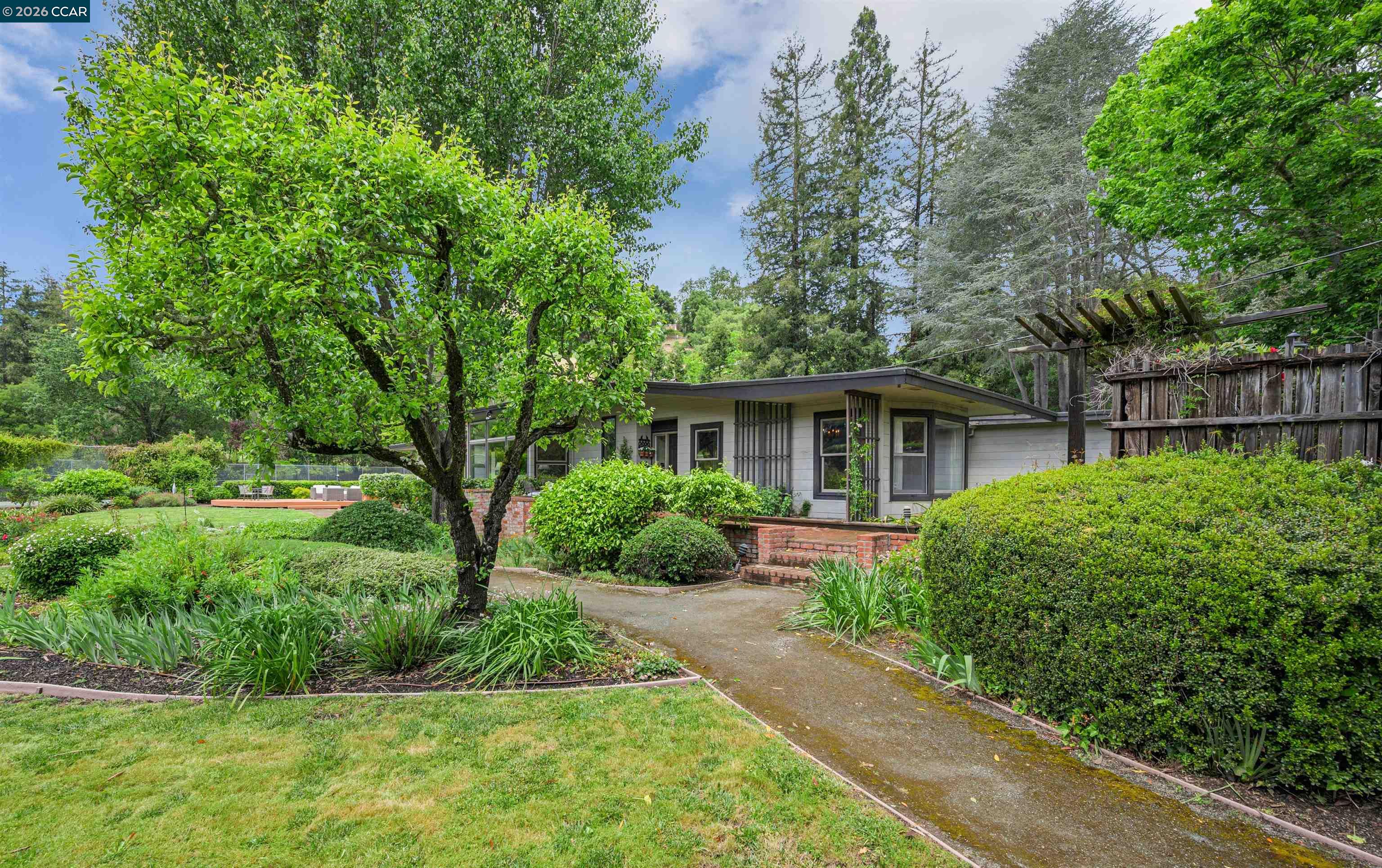 3814 Happy Valley Road Lafayette, CA 94549 - Photo 5 of 25
