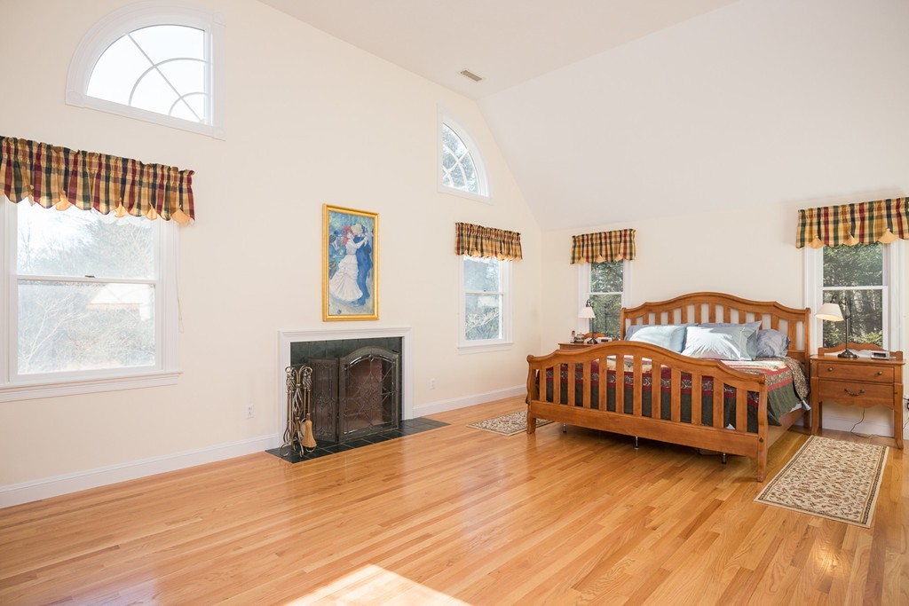 1 Page Road Bedford, MA 01730 - Photo 18 of 30 Gallery Image 18