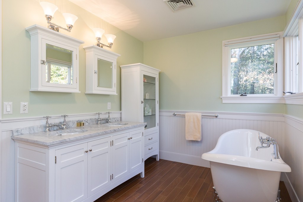 1 Page Road Bedford, MA 01730 - Photo 20 of 30 Gallery Image 20