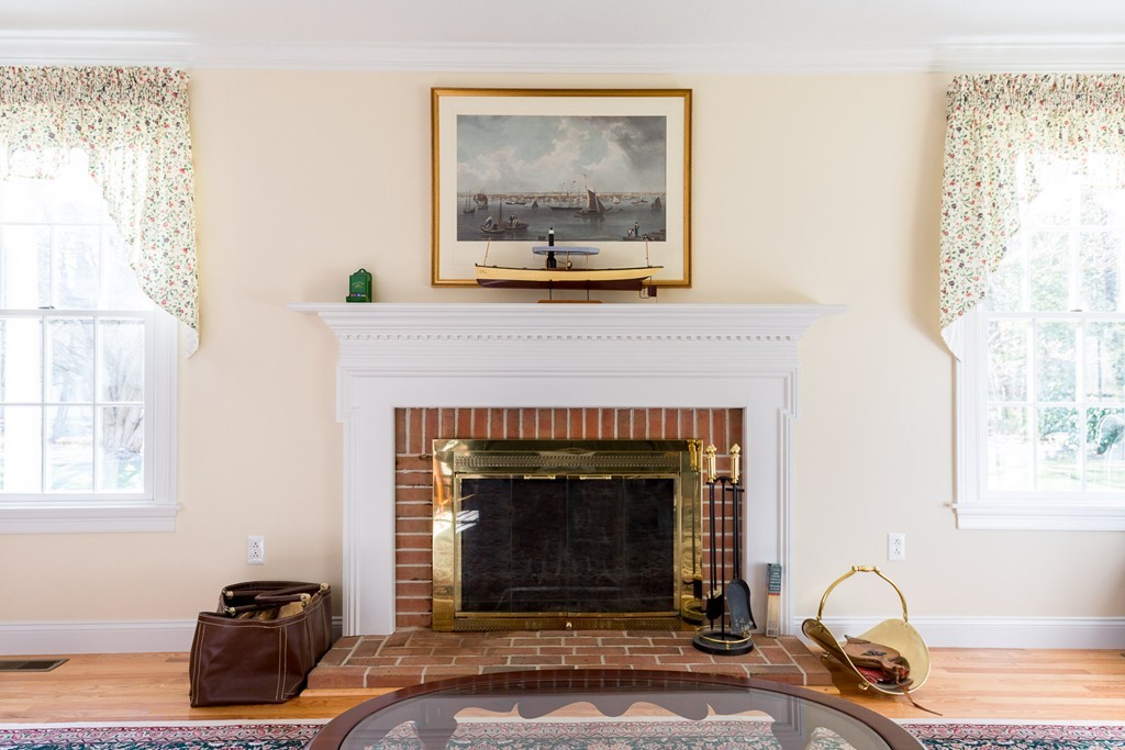 1 Page Road Bedford, MA 01730 - Photo 5 of 30 Gallery Image 5