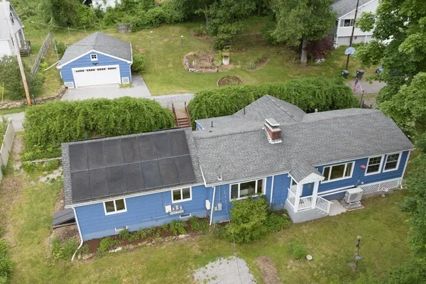 $399,900 | 33-36 Overlook Road, Holland, MA 01521