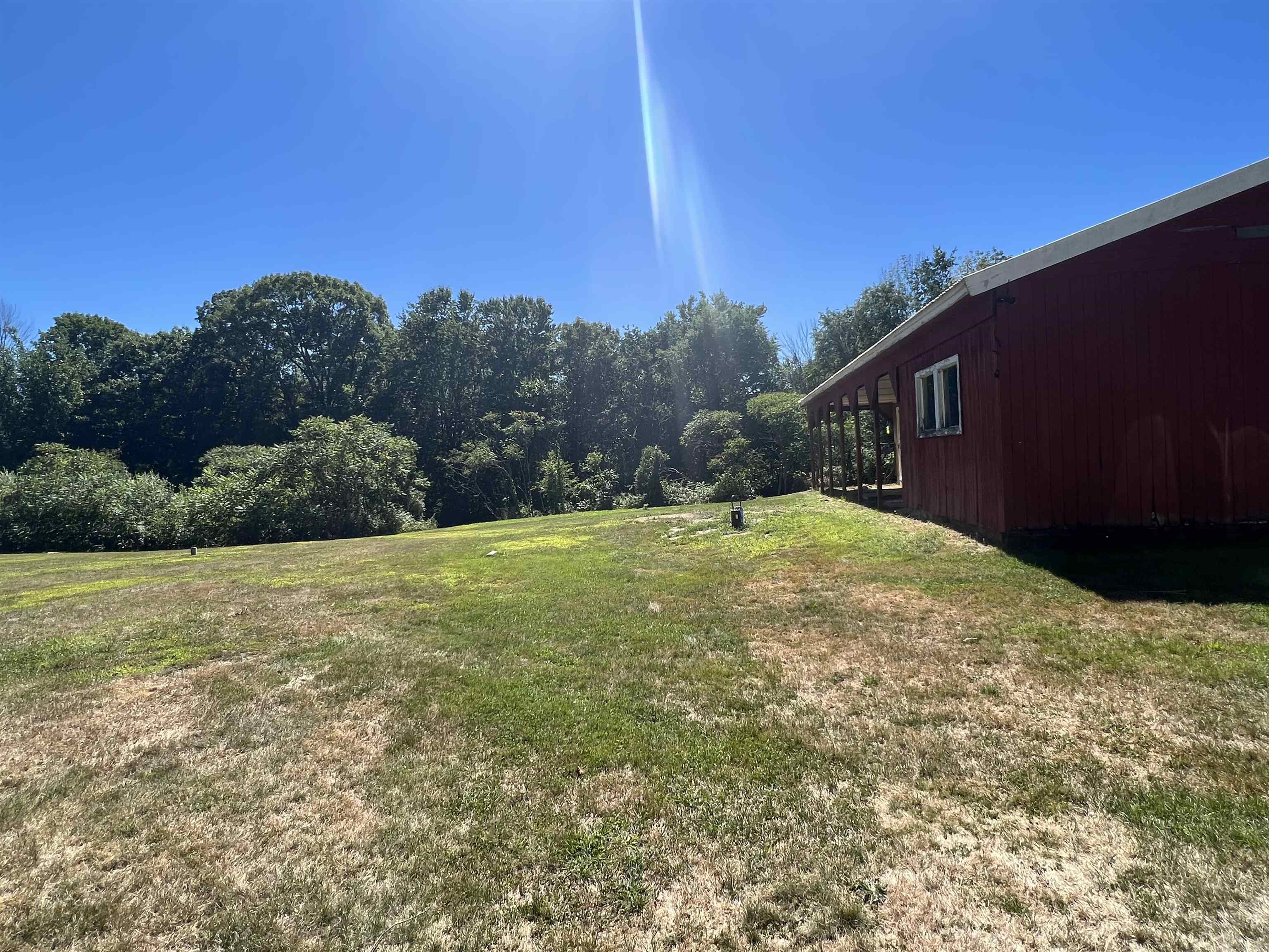 24 Gebig Road Nottingham, NH 03290 - Photo 3 of 16