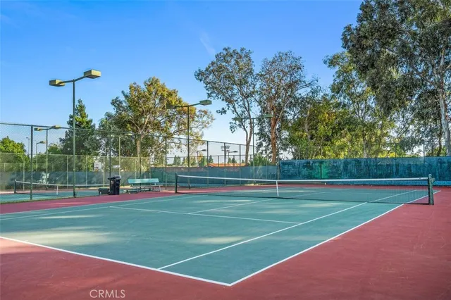 $689,500 | 10056 Melinda Way, Unit 3, Northridge, CA 91325