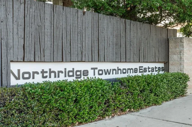 $689,500 | 10056 Melinda Way, Unit 3, Northridge, CA 91325