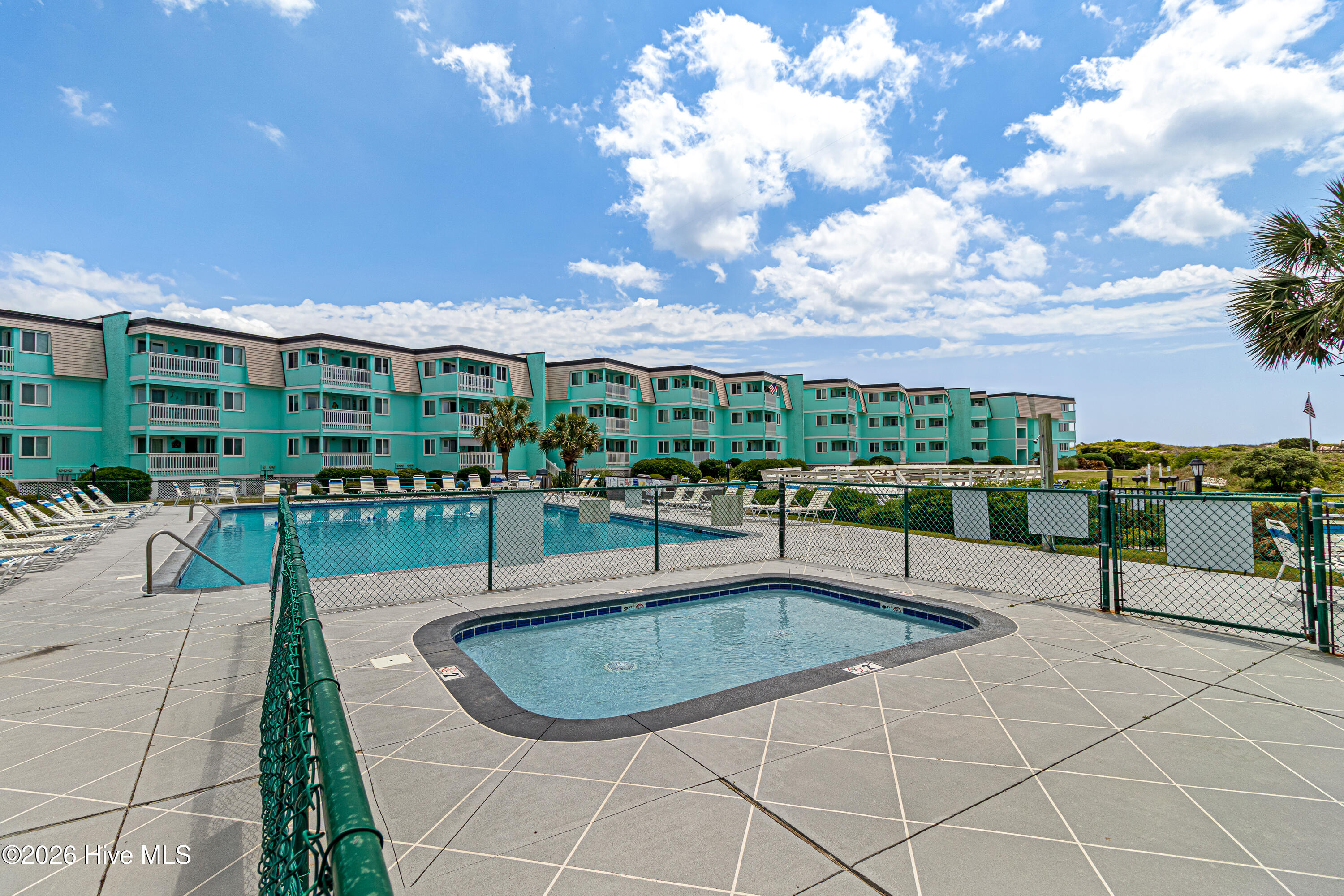 301 Commerce Way, Unit 255 SEA SPRAY Atlantic Beach, NC 28512 - Photo 22 of 33 Pool