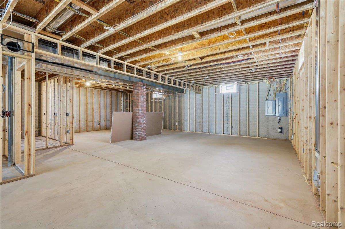 35339 West 13 Mile Road Farmington, MI 48331 - Photo 46 of 72 Below grade area featuring electric panel