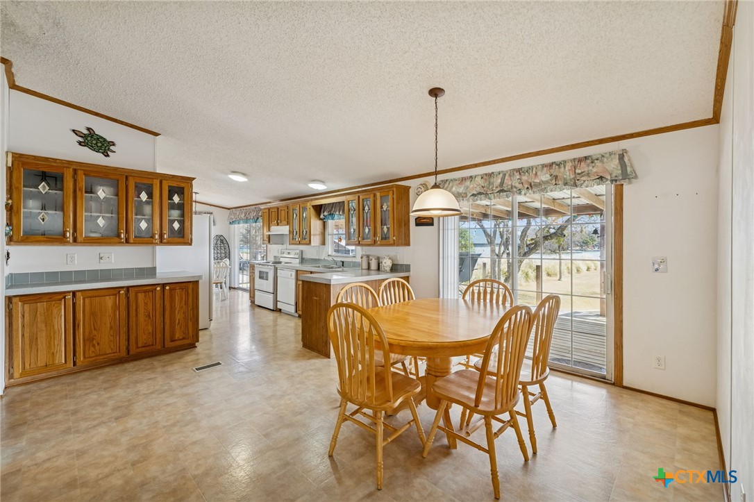 506 Ranch Road 2233 Llano, TX 78643 - Photo 17 of 33