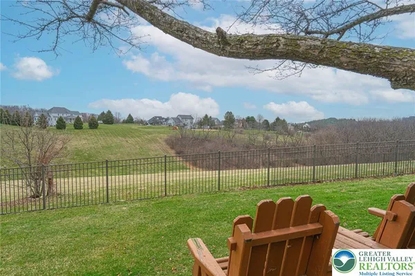 $895,000 | 4123 East Wyndemere Circle, Schnecksville, PA 18078