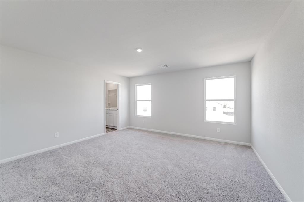 3542 Silver Springs Abilene, TX 79602 - Photo 12 of 16 an empty room with windows