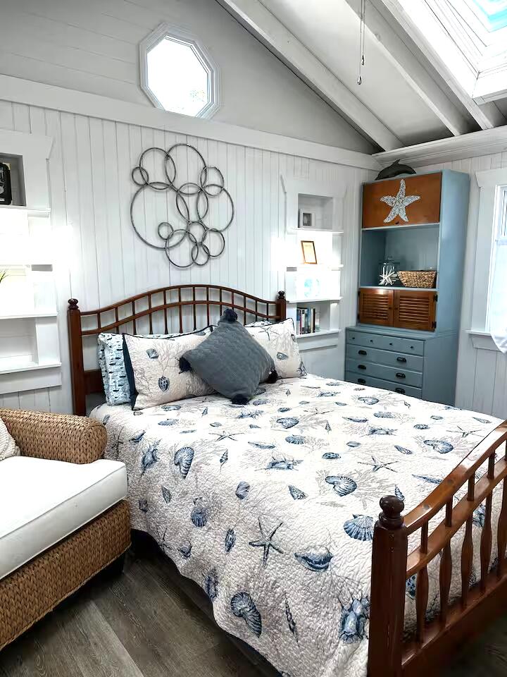230 Old Wharf Road, Unit 272 Dennis Port, MA 02639 - Photo 11 of 17 a bedroom with a bed and a dresser in it