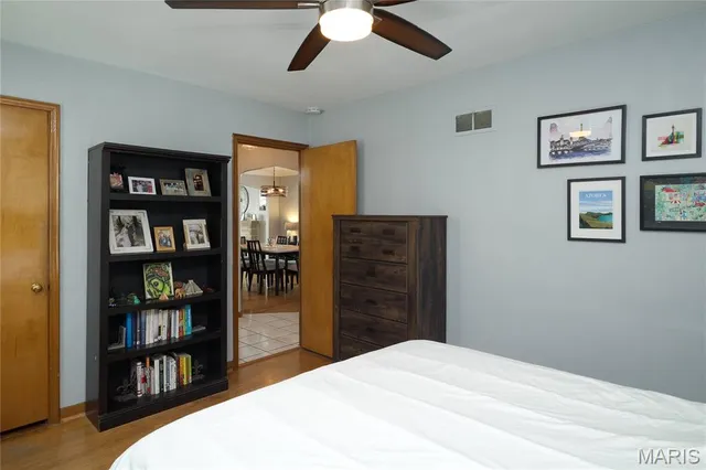 $330,000 | 5609 Oleatha Avenue, St. Louis, MO 63139