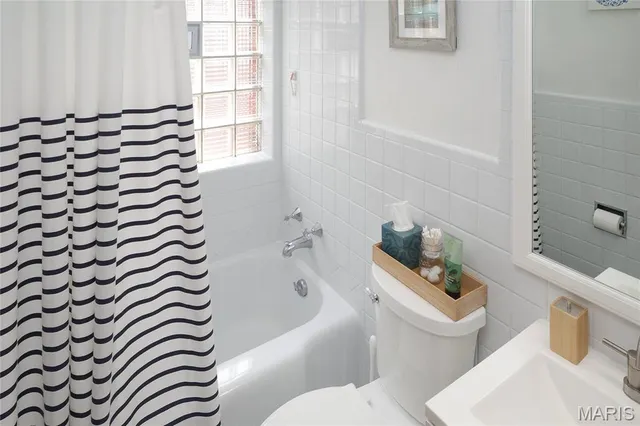 $330,000 | 5609 Oleatha Avenue, St. Louis, MO 63139