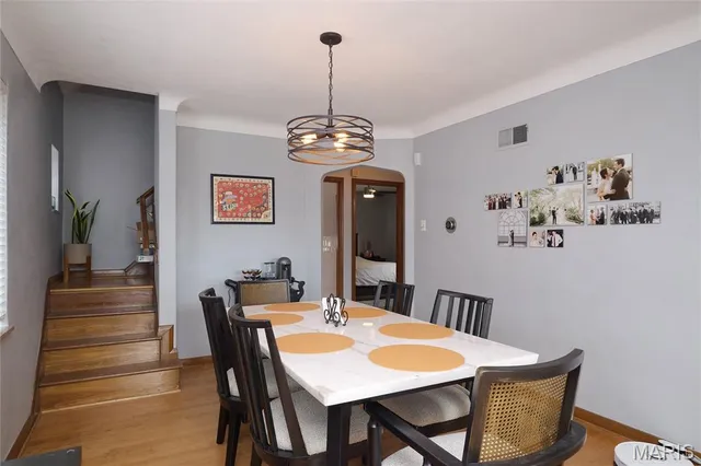 $330,000 | 5609 Oleatha Avenue, St. Louis, MO 63139