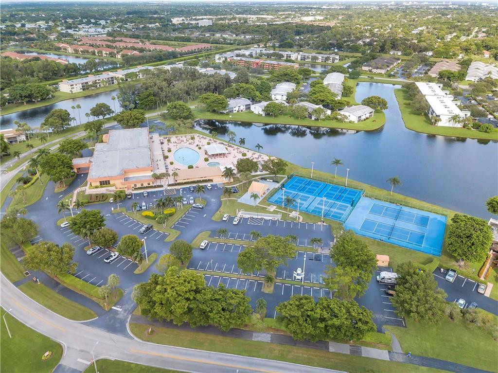 5574 Witney Drive, Unit 109 Delray Beach, FL 33484 - Photo 20 of 21 LAKES OF DELRAY AMENITIES