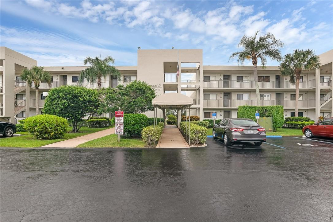 5574 Witney Drive, Unit 109 Delray Beach, FL 33484 - Photo 3 of 21 WITNEY BUILDING