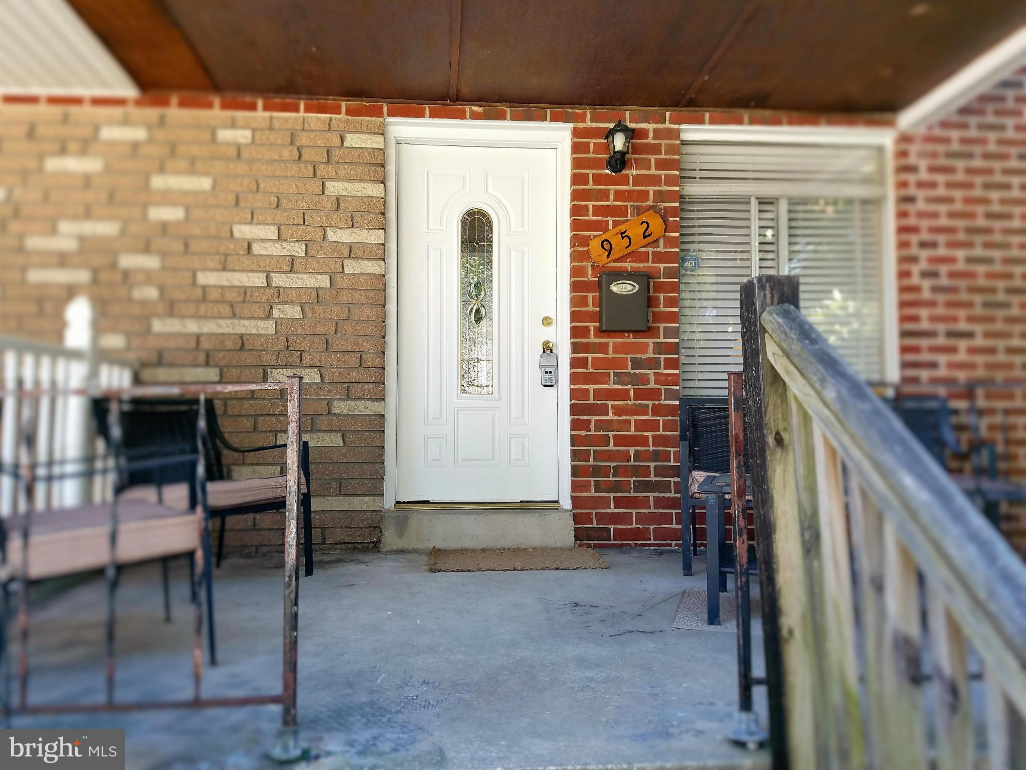 952 Bayner Road Essex, MD 21221 - Photo 1 of 17 a view of entryway with workspace