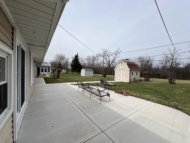 $2,750 | 1380 Rosedale Lane, Hoffman Estates, IL 60169