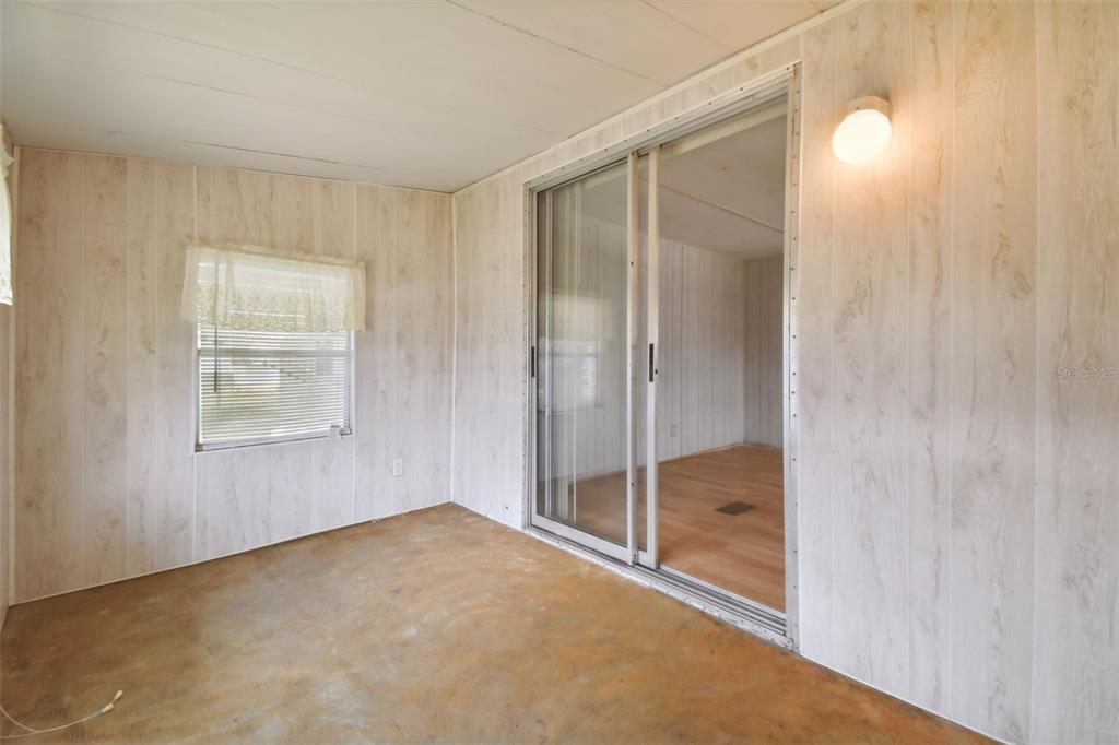 5353 Comanche Street Zephyrhills, FL 33542 - Photo 18 of 61