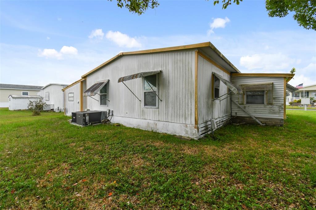 5353 Comanche Street Zephyrhills, FL 33542 - Photo 40 of 61