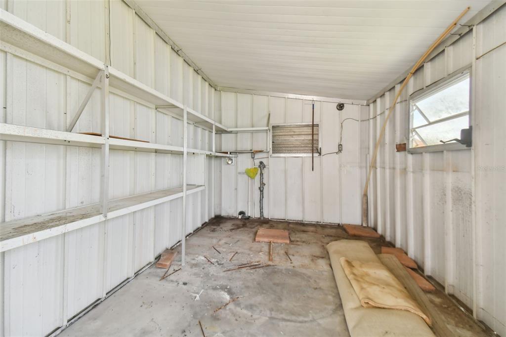 5353 Comanche Street Zephyrhills, FL 33542 - Photo 4 of 61