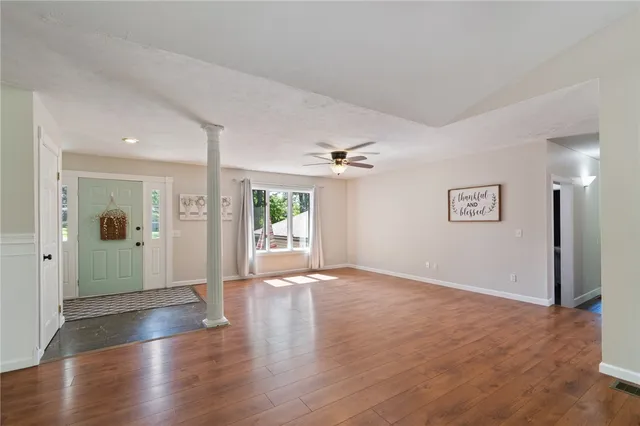 $395,000 | 6246 Lake Avenue, Wolcott, NY 14590