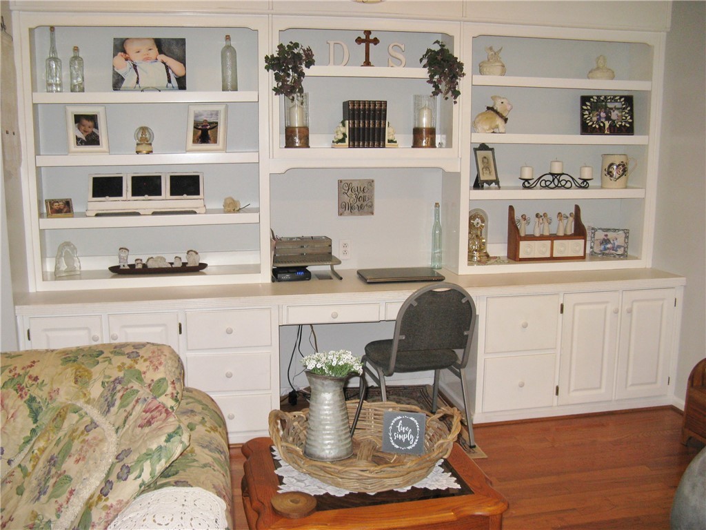 211 Roberts Church Road Anderson, SC 29626 - Photo 6 of 29