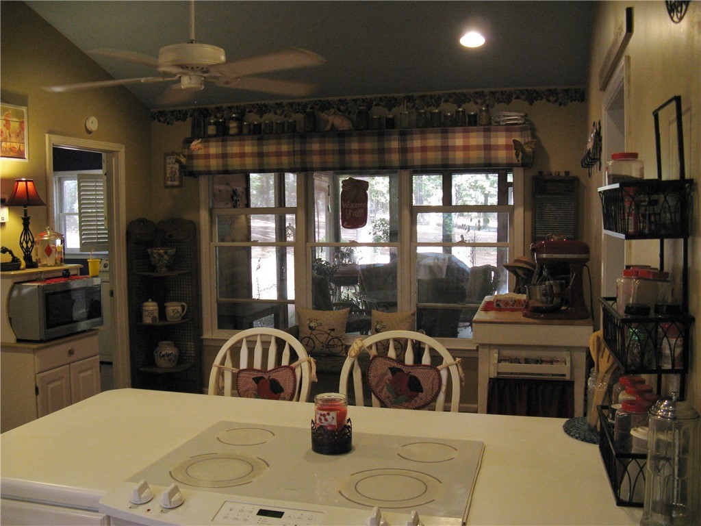 211 Roberts Church Road Anderson, SC 29626 - Photo 8 of 29