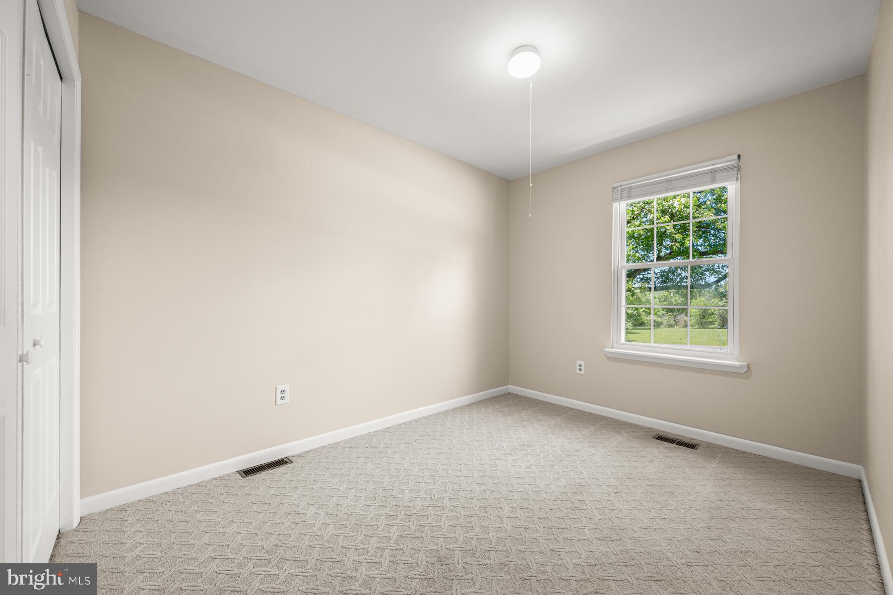 4285 Wolf Hill Drive Hampstead, MD 21074 - Photo 16 of 49 an empty room with a window