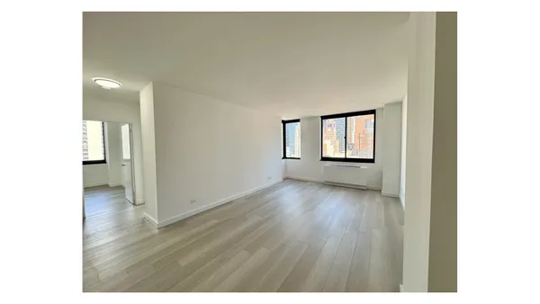 $5,995 | 377 Rector Place, Unit 17D | Battery Park City