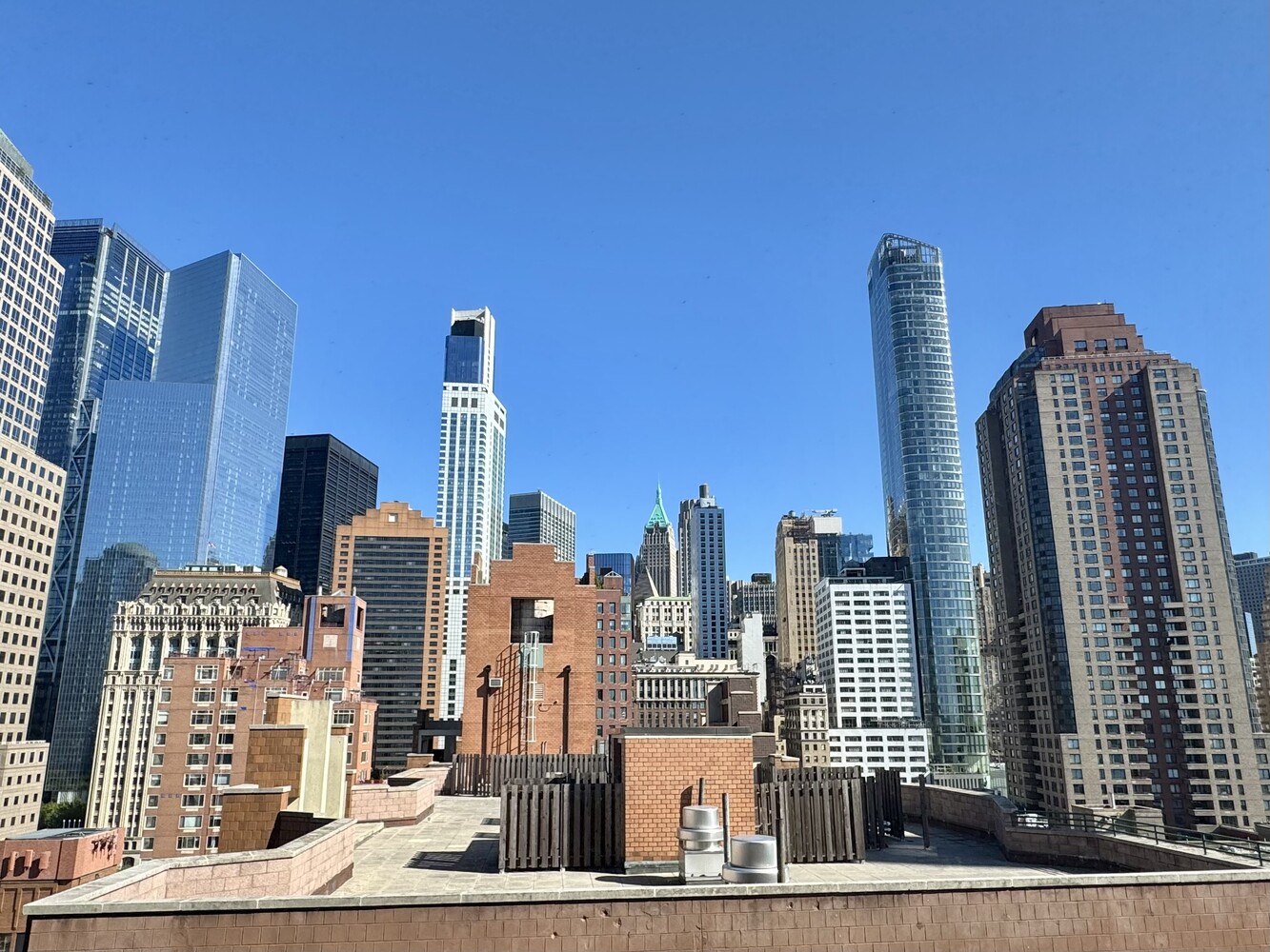 377 Rector Place, Unit 17D Manhattan, NY 10280 - Photo 3 of 15 a view of buildings