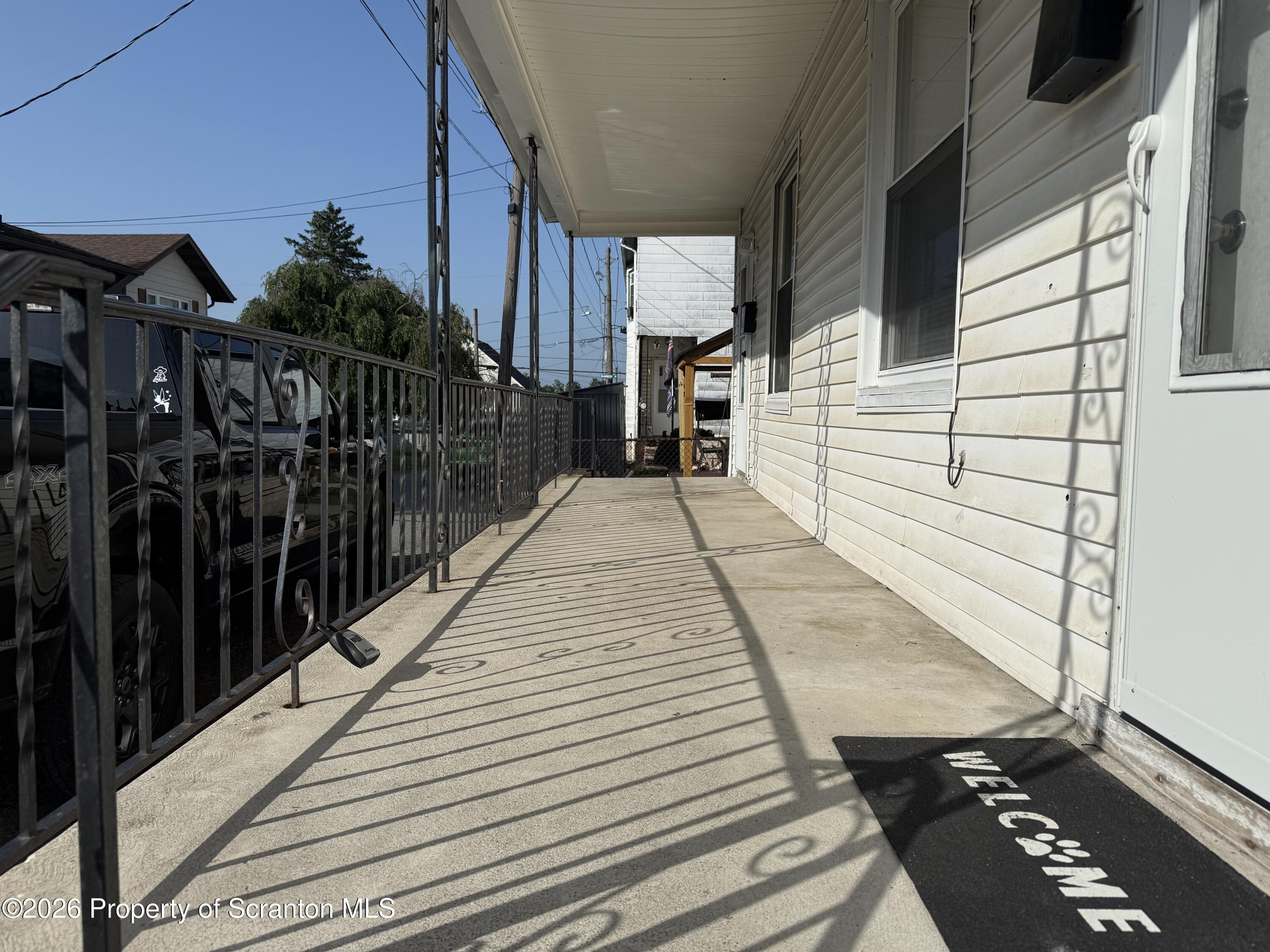 216 14th Avenue, Unit 214 Scranton, PA 18504 - Photo 3 of 22 IMG_1126