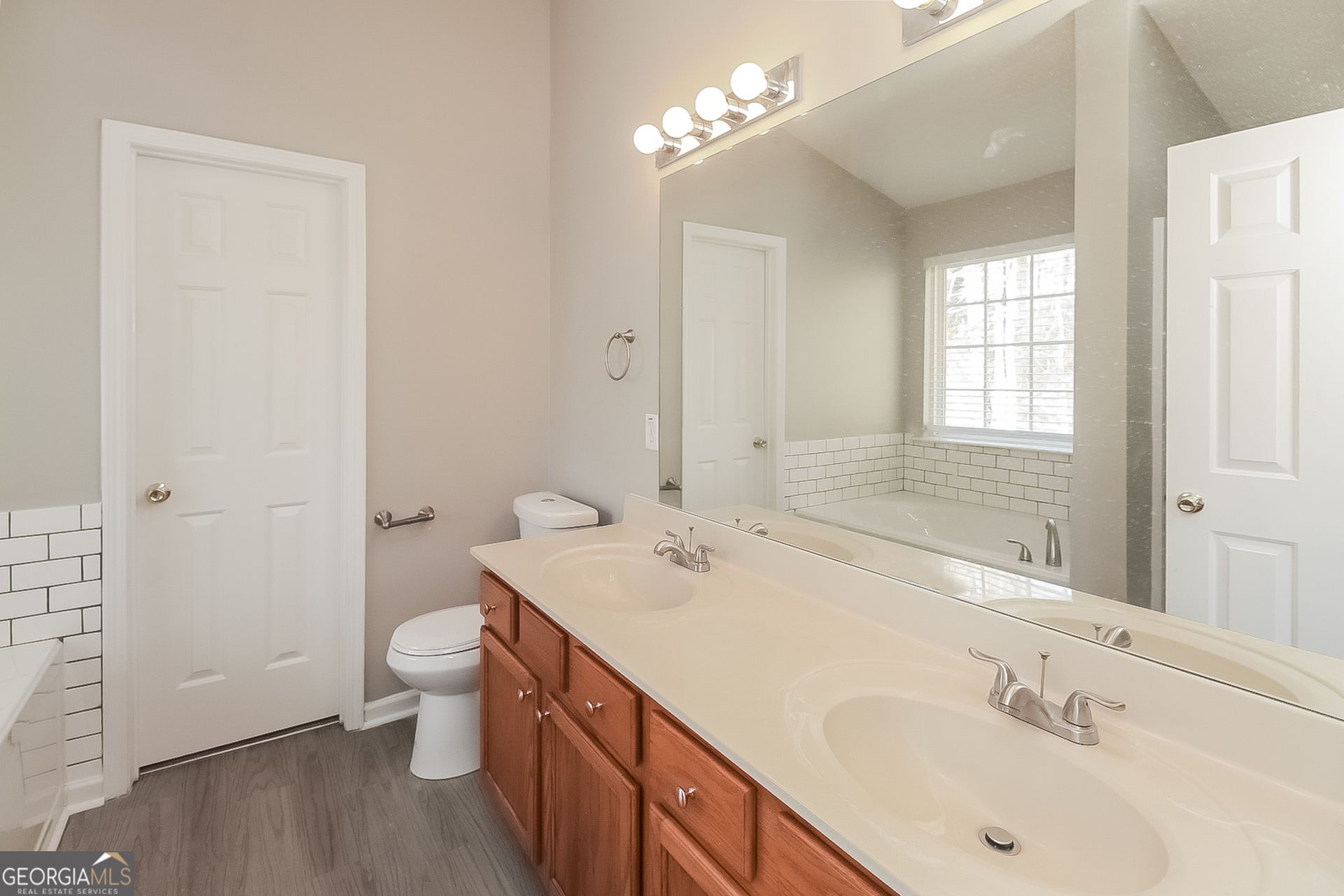 3027 Sable Run Road Atlanta, GA 30349 - Photo 10 of 16