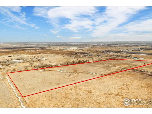 a view of an ocean beach