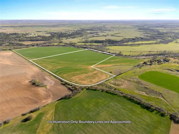 a view of a tennis court