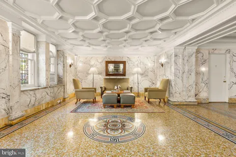 $1,125,000 | 1870 Wyoming Avenue Northwest, Unit 104, Washington, DC 20009