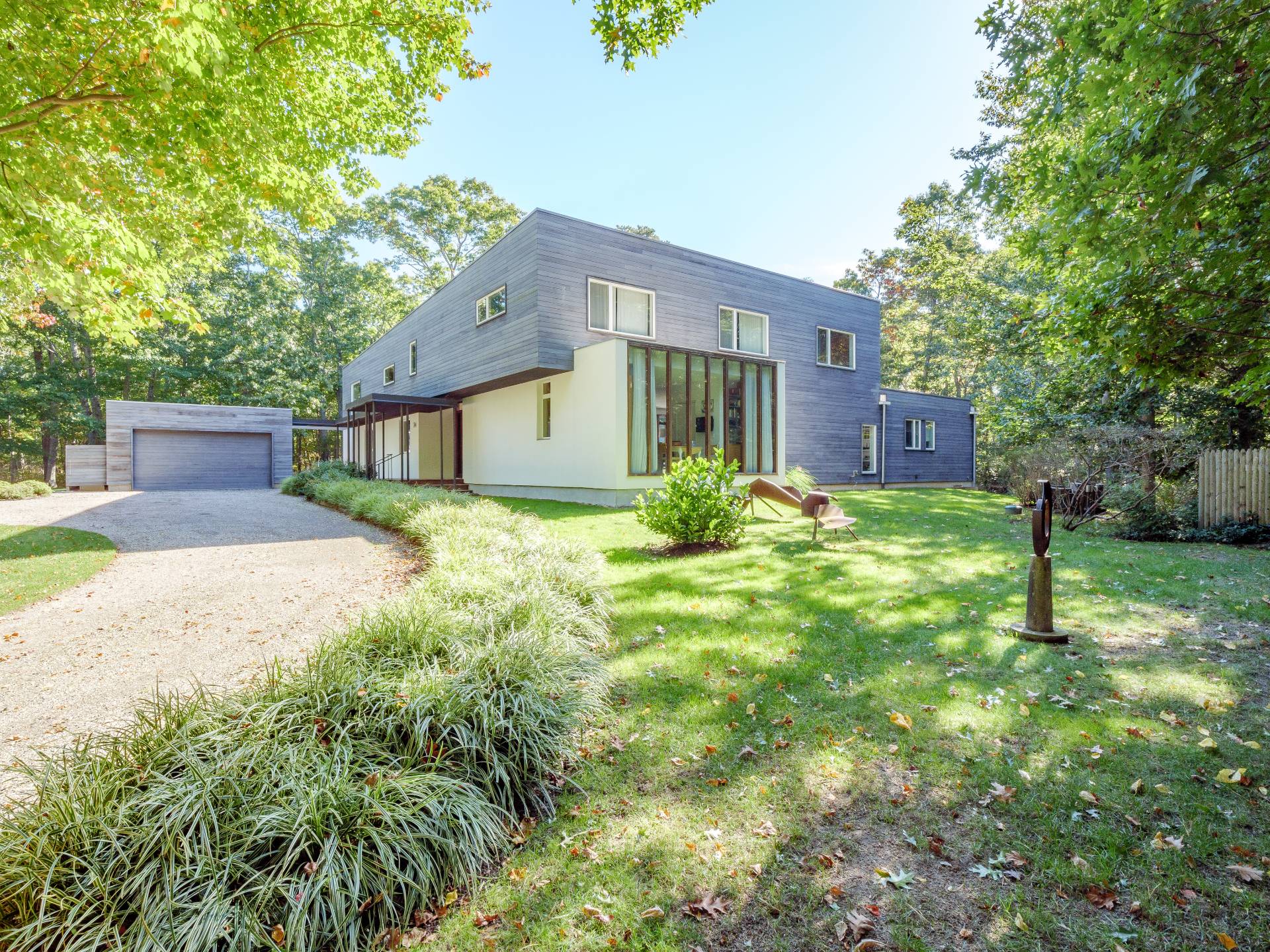 14 Randall Road Southampton, NY 11968 - Photo 5 of 30 Gallery Image 5